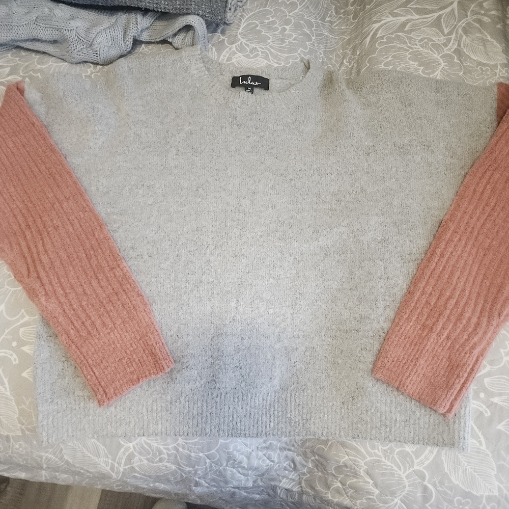 Lulus Gray and Pink Women's Sweater